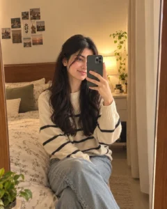 Cozy Room Mirror Selfie Prompt