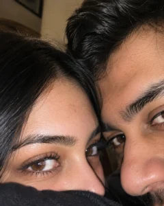 Soft Flash Couple Eyes Selfie Prompt